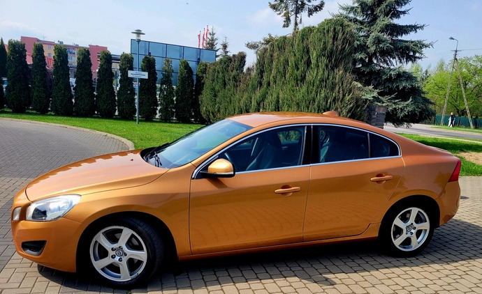 Volvo S60 cena 36900 przebieg: 155000, rok produkcji 2011 z Wolsztyn małe 106